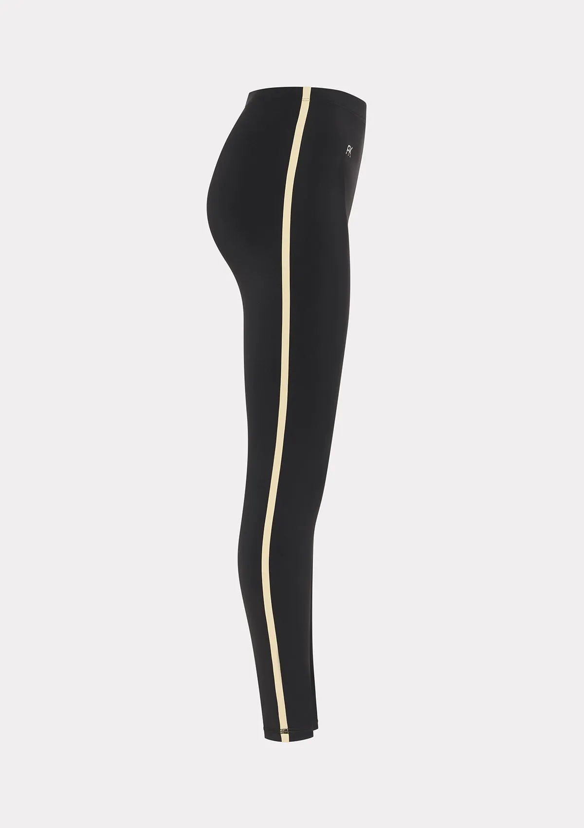 XS